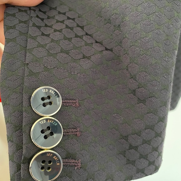 Ted Baker London jacquard blazer and pants suit set, Size 6 - Picture 5 of 5